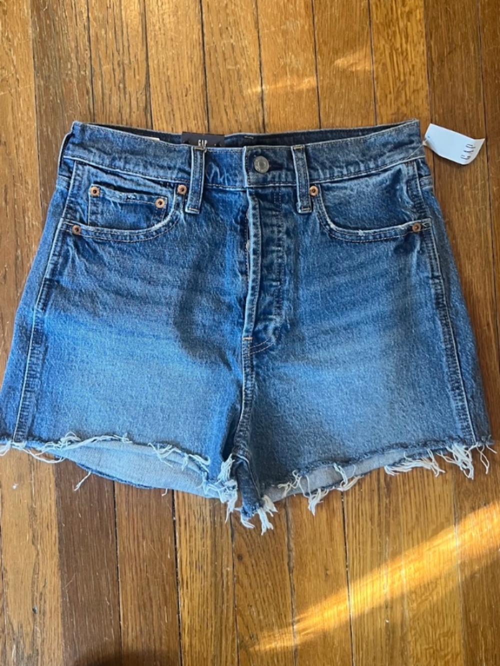 Women's NWT Gap Denim Jean Cut-off Shorts Sky High Low Stretch Sz 26/6 R